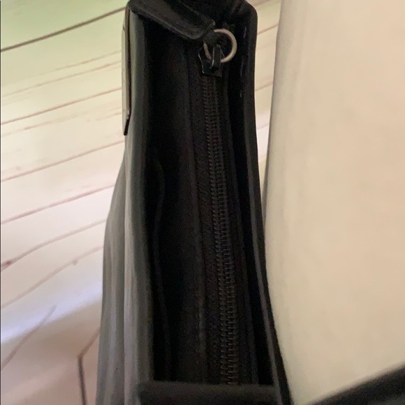 Black Jones New York Purse - Picture 3 of 6